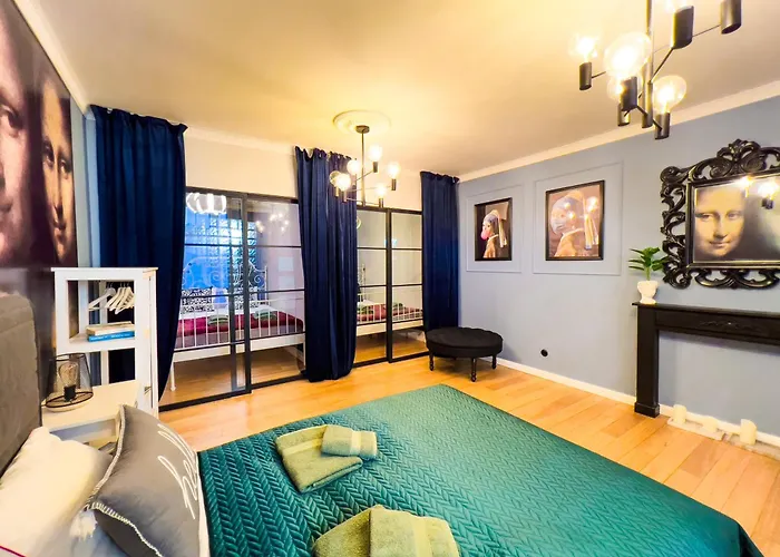 Przy Glownym Rynku Апартаменты Косцежина